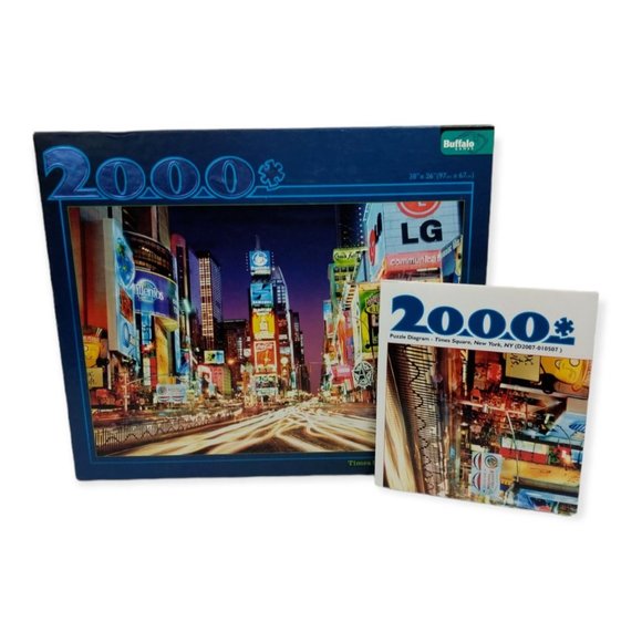 Buffalo Games Times Square New York NY 2000 Piece Jigsaw Puzzle Complete - Picture 1 of 9